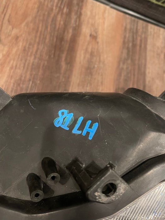 2014 TOYOTA PRIUS V DRIVER LEFT HEADLIGHT OEM *SUN DAMAGE/YELLOWING* (READ!)