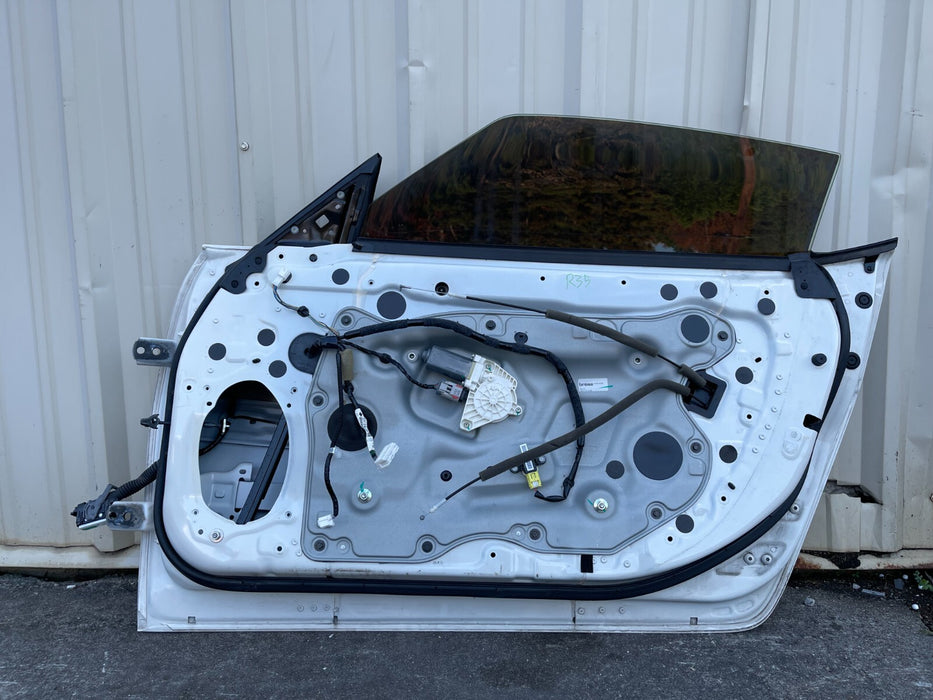 2018 NISSAN 370Z NISMO COUPE PASSENGER RH DOOR PEARL WHITE *QAB* OEM 2009-2020