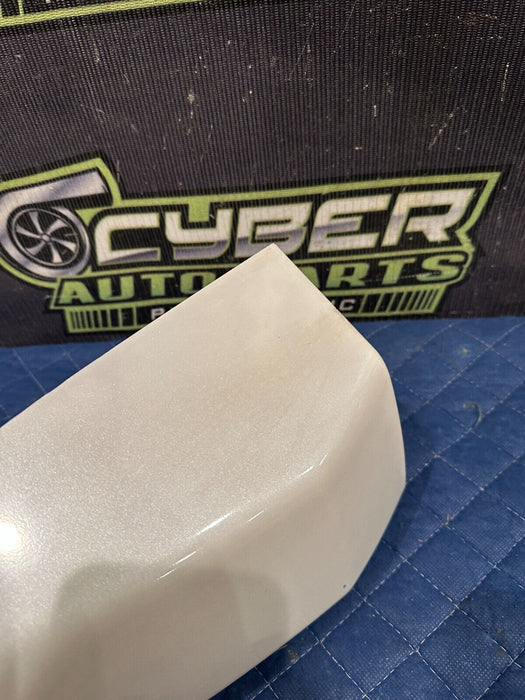 2017-2019 FORD F250 F350 F450 RIGHT CAB CORNER METALLIC WHITE (UG) OEM {READ}