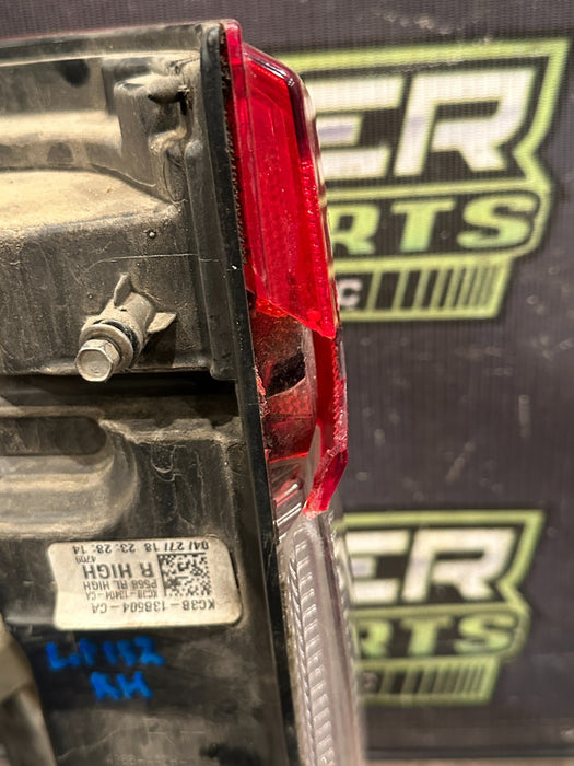 2017-2019 FORD F250 F350 F450 RIGHT LED TAIL LIGHT OEM *DAMAGED #4*