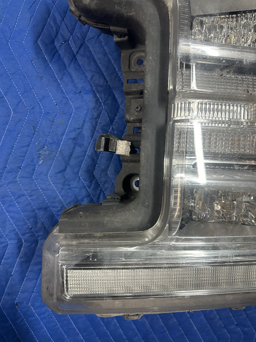 2017-2019 FORD F350 F450 DRIVER LEFT LED HEADLIGHT OEM (READ) BROKEN TABS/SCUFFS