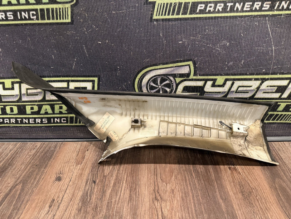 2021 AUDI R8 FRONT LEFT ALCANTARA A PILLAR TRIM OEM 4S8 867 233 *WEAR 4*