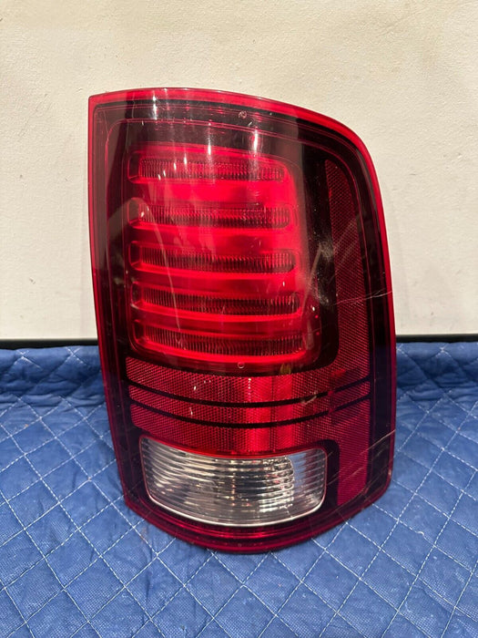 2014-2018 Dodge Ram 1500 2500 3500 Rear Taillamp Tail Lamp LED RIGHT Mopar OEM