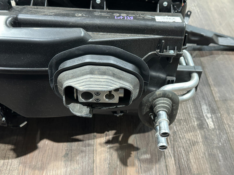 2017 AUDI R8 HVAC HEATER BLOWER HOUSING BOX OEM 4S1 820 005
