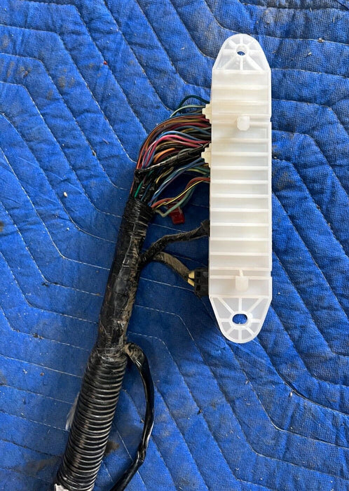 2016 2019 NISSAN TITAN XD LEFT DRIVER INTERIOR BODY CAB HARNESS OEM 24014 EZ20A