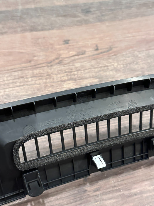 2017 NISSAN TITAN XD RESERVE DASH DASHBOARD DEFROST VENT TRIM PANEL OEM