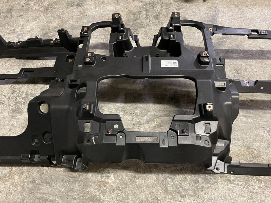 2020 2021 2022 GMC SIERRA 2500 3500 DASHBOARD BRACKET INSTRUMENT PANEL OEM