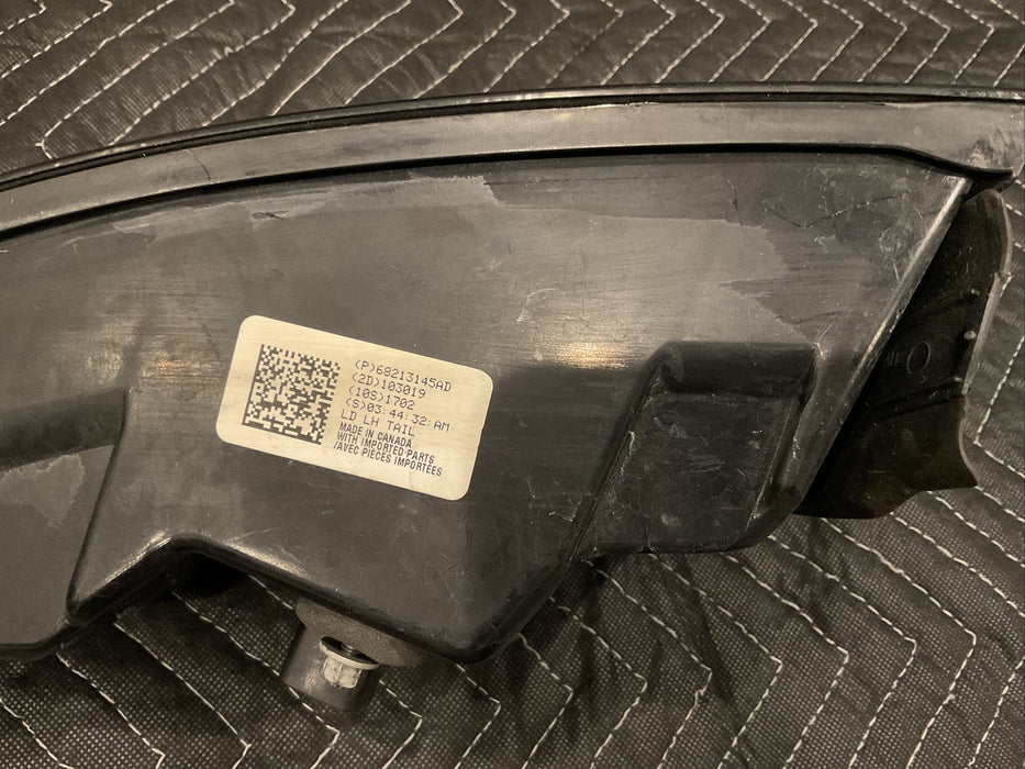 2016 DODGE CHARGER HELLCAT 6.2 LEFT LH DRIVER REAR TAIL LIGHT 2015-2019