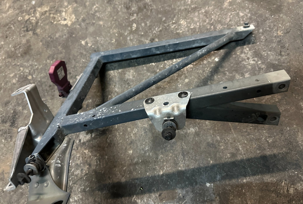 2021 AUDI R8 LEFT RADIATOR SUPPORT BRACKET W FENDER WHEEL ARCH ASSEMBLY OEM