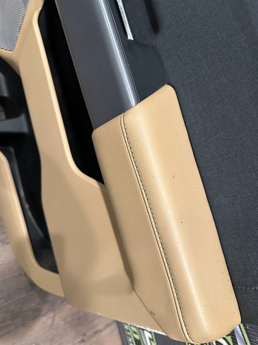 2014 2015 AUDI R8 RIGHT WINDOW BELT MOLDING OEM VELVET PURPLE *FLAWS 5-7*