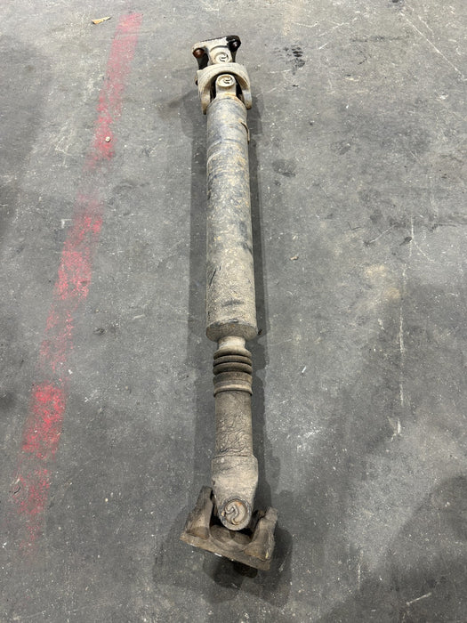 2017 NISSAN TITAN XD PRO 4X FRONT DRIVE SHAFT OEM 37200 EZ00B