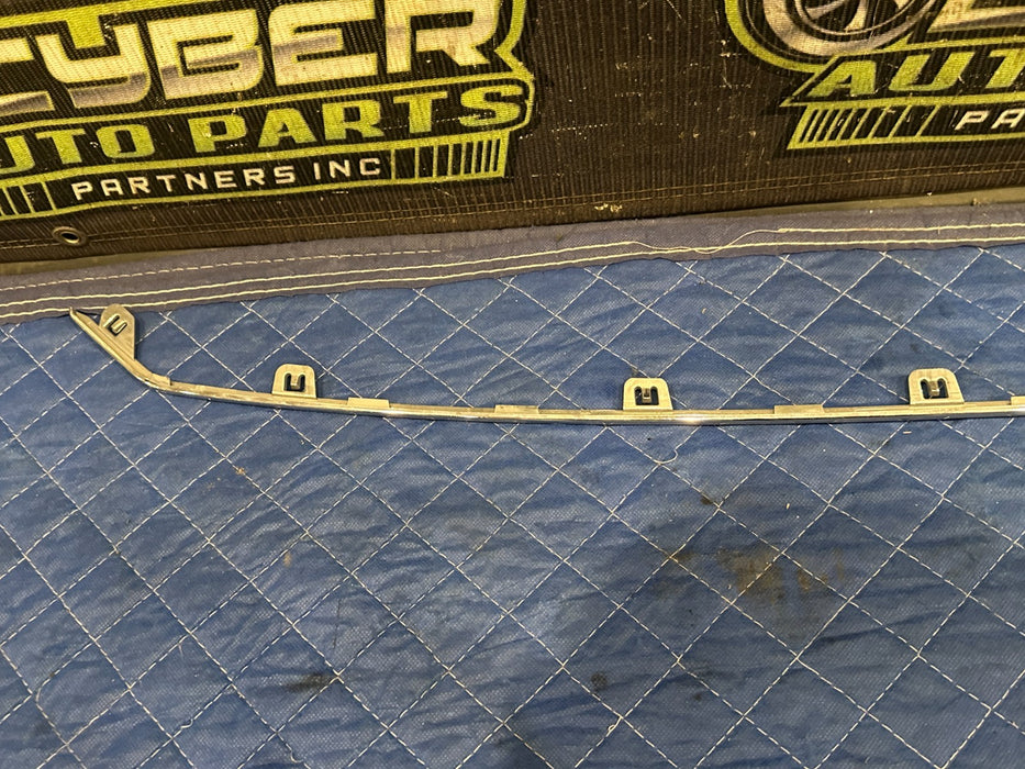 2017-2019 FORD F250 F350 F450 LIMITED GRILLE LOWER MIDDLE TRIM OEM