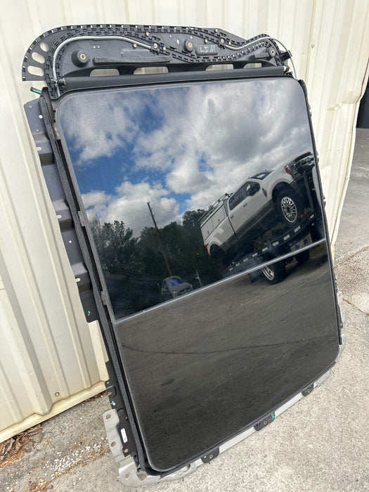 2017 2018 2019 FORD F250 F350 F450 LIMITED TWIN PANEL MOONROOF ASSEMBLY COMPLETE