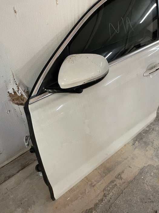 2011 JAGUAR XJ FRONT LEFT DOOR DRIVER WHITE