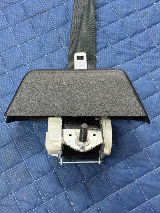 2017-2020 FORD F250 F350 F450 REAR PLATINUM BLACK MIDDLE CENTER SEATBELT OEM