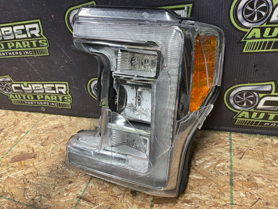 2017 2018 2019 FORD F250 F350 F450 KING RANCH DRIVER HEADLIGHT LED OEM *DAMAGE*