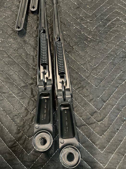 2016 NISSAN TITAN XD WINDSHIELD WIPER ARMS PAIR OEM
