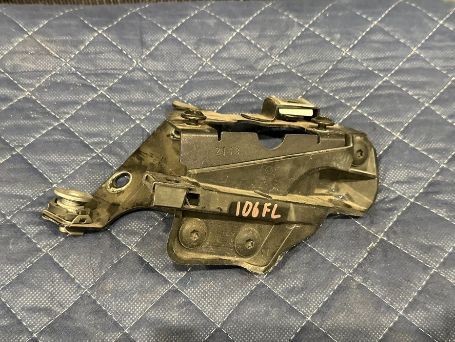 2014 AUDI R8 SPYDER FRONT DRIVER LEFT BRACKET PIECE OEM 420 807 183 A