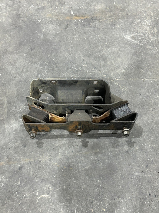 2015 DODGE RAM 2500 TRANSMISSION SUPPORT BRACKET & INSULATOR OEM 52121938AC