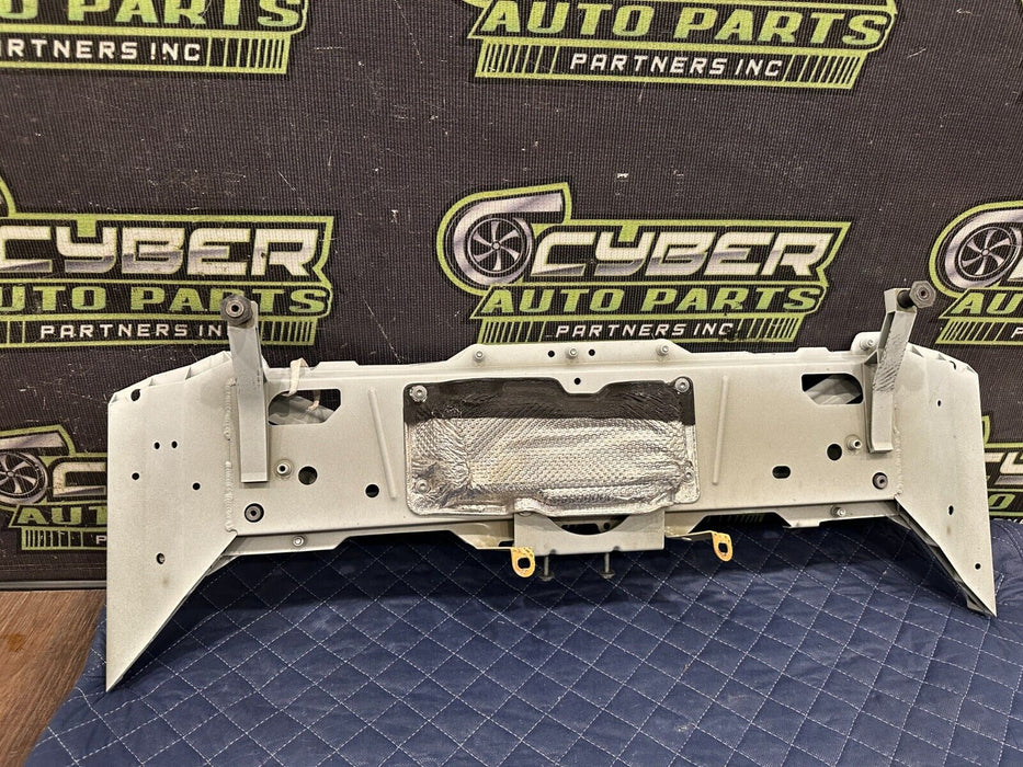 2017-18 AUDI R8 SPYDER PLUS REAR FASTENING BEAM MOUNT BRACKET OEM 4S8 813 219 G