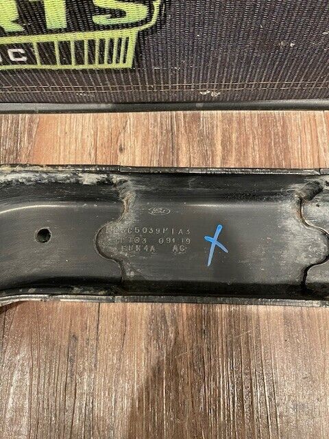 2017-2022 FORD F250 F350 F450 FRONT SUBFRAME CROSSMEMBER BRACKET OEM HC3C 5039