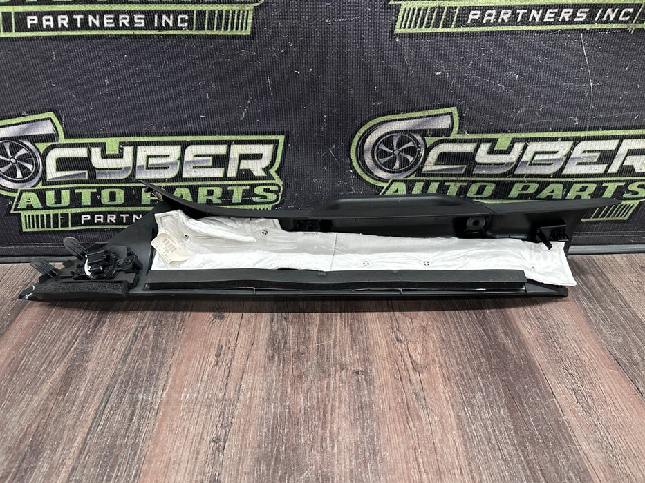 2017-19 FORD F250 F350 F450 PLATINUM FRONT RIGHT A PILLAR TRIM OEM *MINOR WEAR