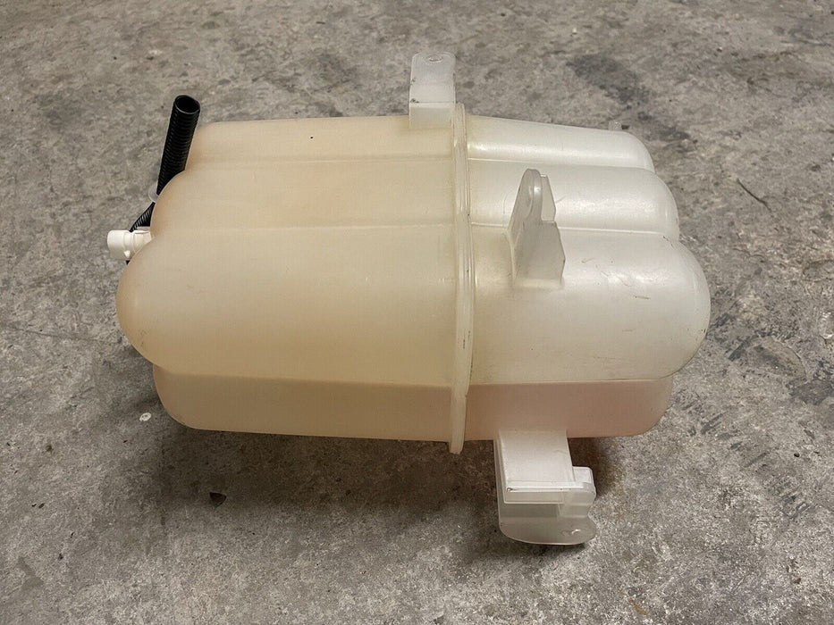 2020 2021 2022 GMC SIERRA 2500 3500 DIESEL RADIATOR SURGE TANK OEM 84622147