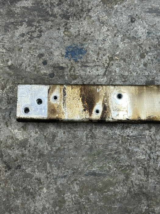 2014 AUDI R8 SPYDER OEM ROOF RAIL REINFORCEMENT FRAME CROSSMEMBER 427 813 518 A