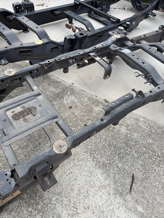 2017-2019 FORD F250 F350 DIESEL 4X4 CREW CAB SHORT BED FRAME 160" WB