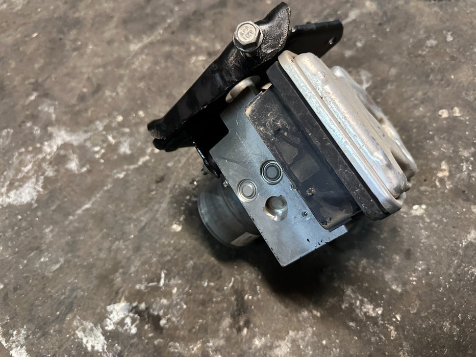 2024 FORD F250 F350 6.7L ANTI LOCK BRAKE ABS PUMP MODULE OEM RC3C-2B373-AB