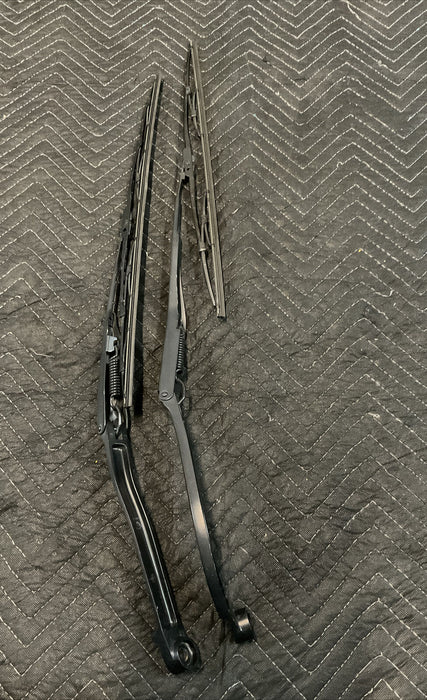 2014 NISSAN 370Z CONVERTIBLE WINDSHIELD WIPERS OEM 2009-2020