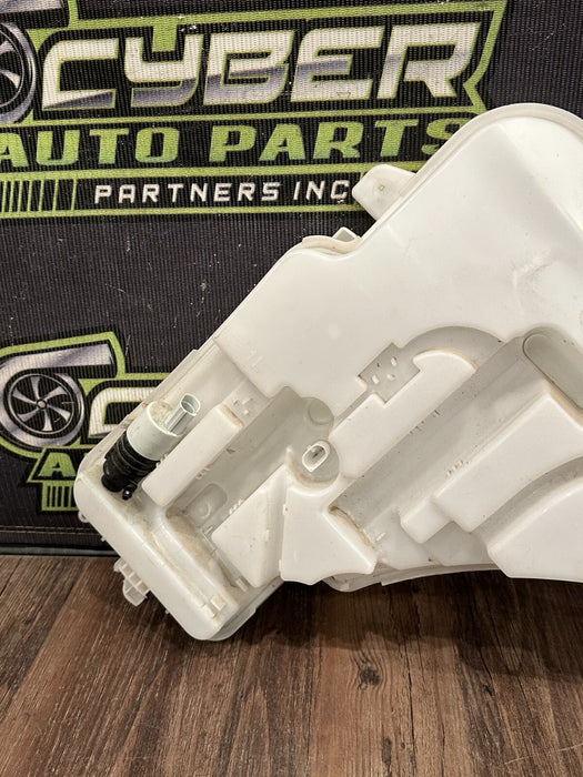 2020 BMW M4 F82 WINDSHIELD WASHER RESRVOIR TANK OEM 7 241 671 14