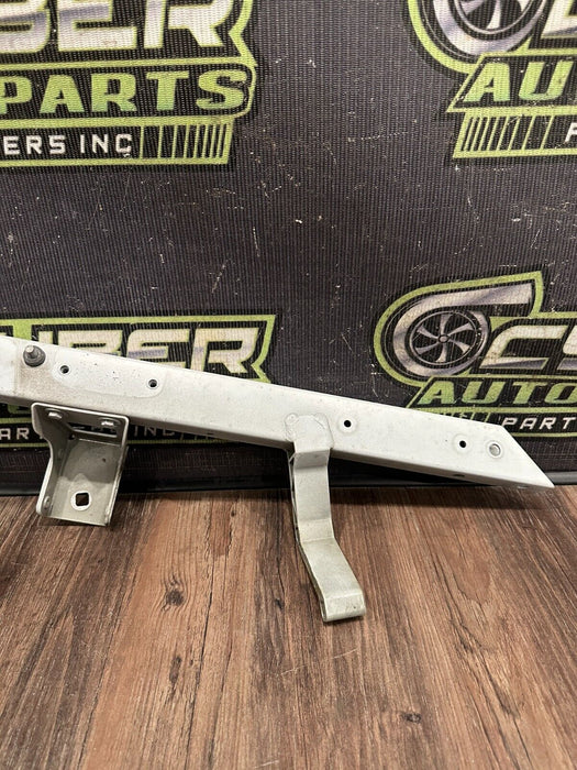 2017-18 AUDI R8 DRIVER LEFT SUPPORT BRACKET OEM