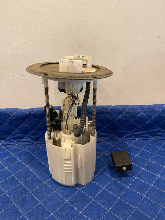 2017 INFINITI Q50 RED SPORT GAS TANK FUEL PUMP ASSEMBLY OEM