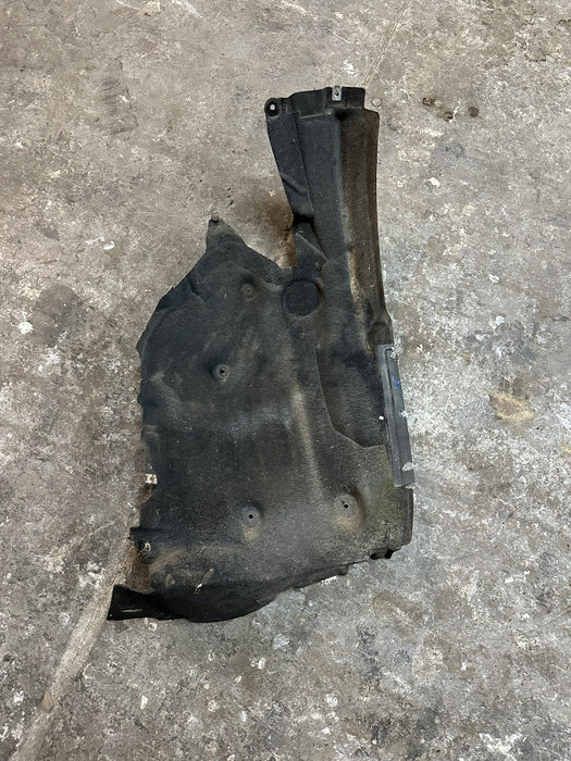 2011 BMW 550i F10 5 SERIES FRONT LEFT DRIVER FENDER LINER SET ~MINOR FLAW~