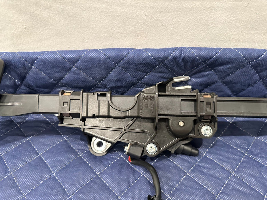 2017 MERCEDES-BENZ C63 AMG CABRIOLET FRONT RH ELECTRIC MOTOR SEATBELT ADJUSTER