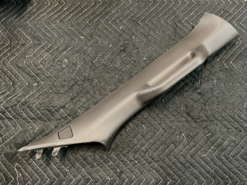 2017-2022 FORD F250 F350 F450 KING RANCH A PILLAR PASSENGER TRIM OEM~MINOR BURN~