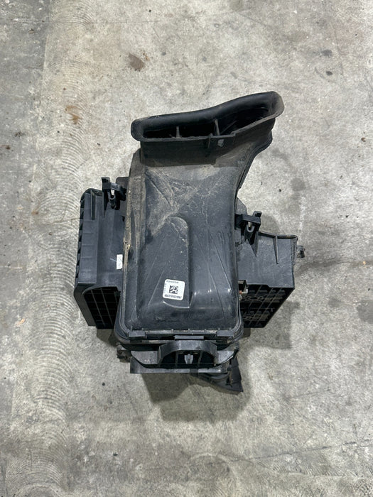 2017-2019 FORD F450 BATTERY TRAY W DUCT OEM