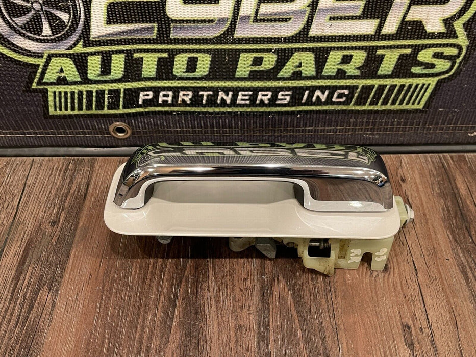 2017-2019 FORD F250 F350 F450 RIGHT RIGHT DOOR HANDLE W CHROME CAP OEM