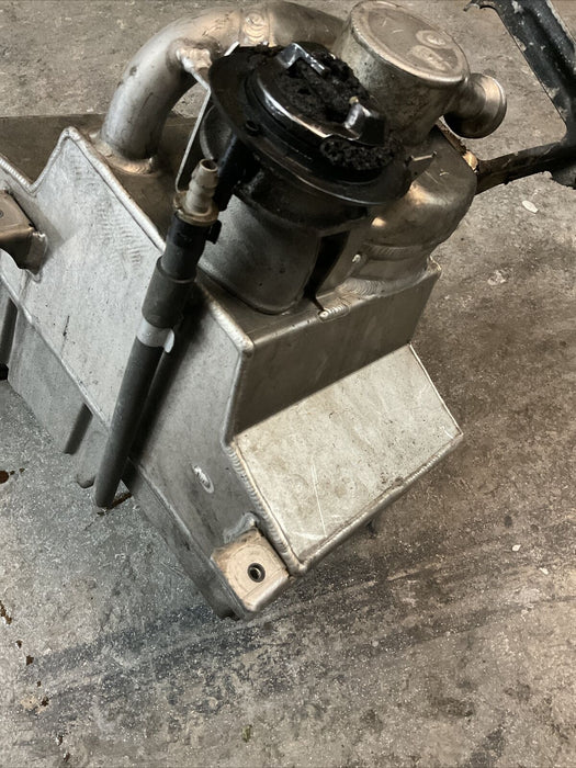 2017 AUDI R8 OEM OIL RESERVOIR TANK DRY SUMP CONTAINER 4S0115373F ~NO LEAKS~