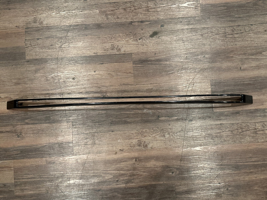 2017-19 FORD F250 F350 F450 LOWER GRILLE BAR TRIM PANEL OEM HC3B-8150-RBW