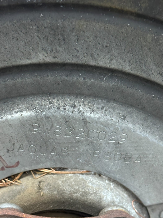 2015 JAGUAR F TYPE REAR LEFT KNUCKLE SPINDLE 20K MILES OEM EX53-5A971-AC