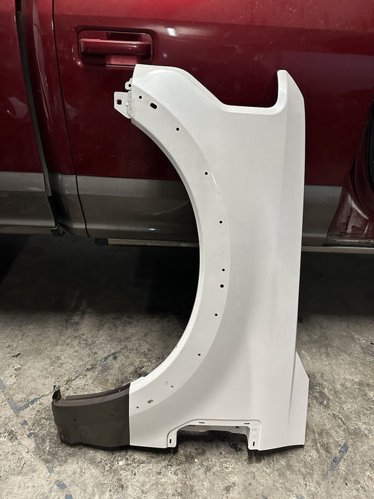 2017 FORD F250 F350 KING RANCH DRIVER LEFT FENDER METALLIC WHITE / CARIBOU OEM