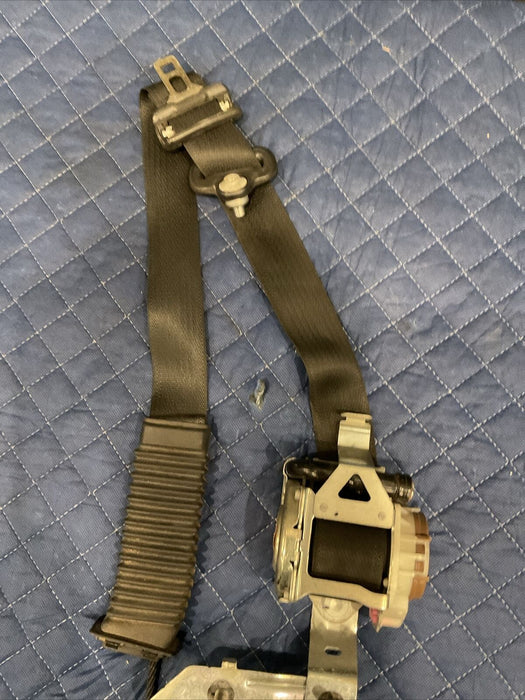 2017 FORD F250 F350 F450 PLATINUM FRONT LEFT DRIVER SEATBELT SEAT BELT OEM