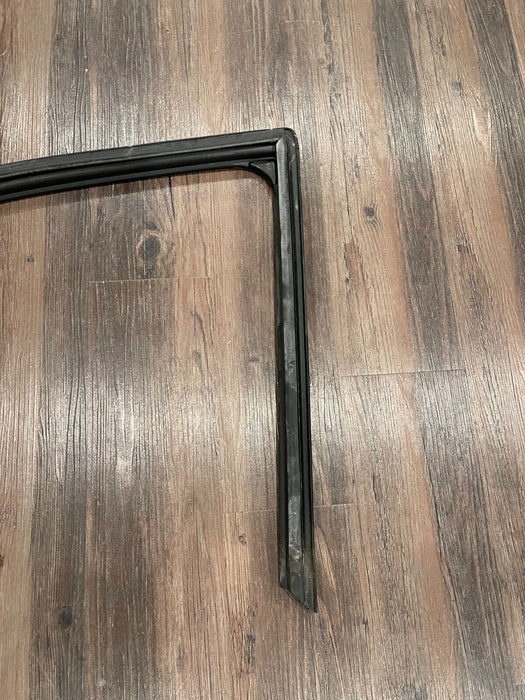 2017-2019 FORD F250 F350 F450 FRONT DRIVER LEFT DOOR WEATHER STRIP SEAL OEM