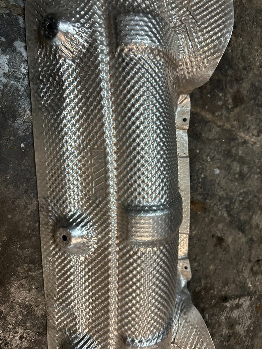 2020 BMW M4 F82 EXHAUST HEAT INSULATION SHIELD COVER OEM 8 059 674 02 805967402