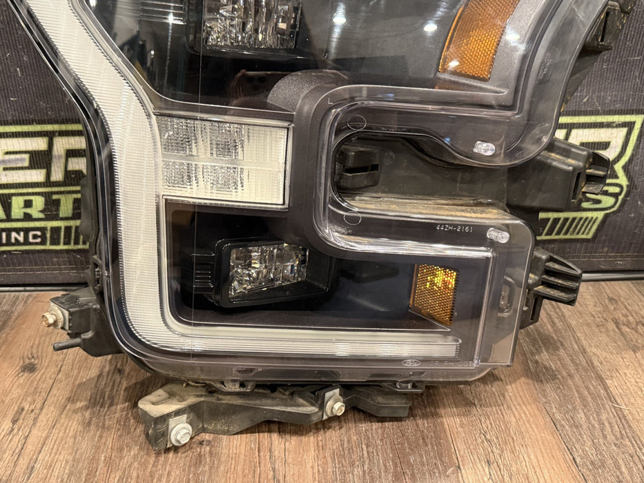 2019 FORD F150 RAPTOR PASSENGER RIGHT LED HEADLIGHT OEM *SURFACE SCUFF #5*
