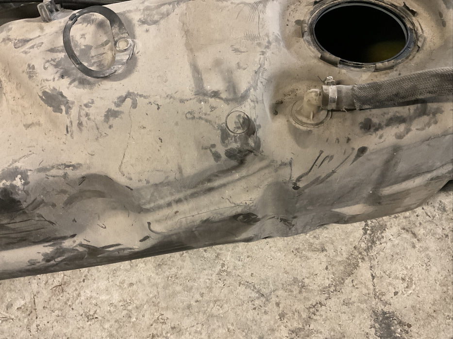 2018 DODGE RAM 3500 LARAMIE 4X4 6.7L DIESEL FUEL TANK ASSEMBLY OEM 62K MILES