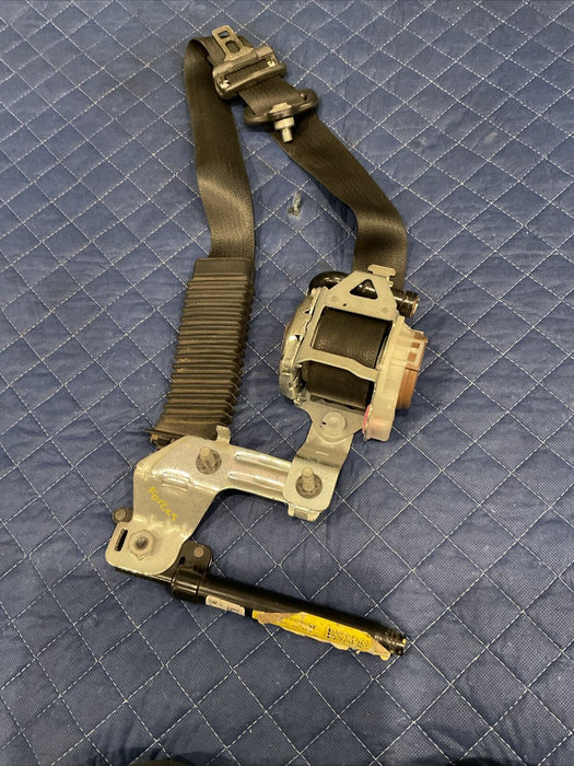 2017 FORD F250 F350 F450 PLATINUM FRONT LEFT DRIVER SEATBELT SEAT BELT OEM