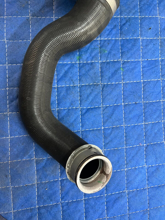 2015 MERCEDES C63S AMG ENGINE RADIATOR COOLANT HOSE 2055018982 205 501 89 82